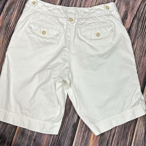 Eddie Bauer White Shorts- Size 4 - Picture 4 of 8